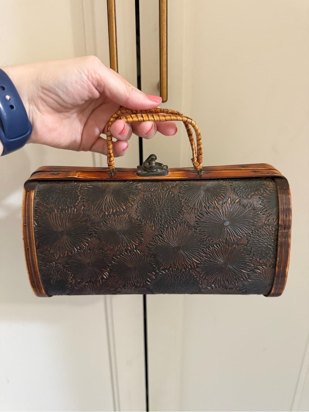 Vintage Floral Embossed Wood Framed Box Handbag Purse - Picture 2 of 5